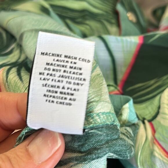 Sandrine Rose Free People Women’s Green Pink Leafy Oversized Button up size m - Picture 6 of 6